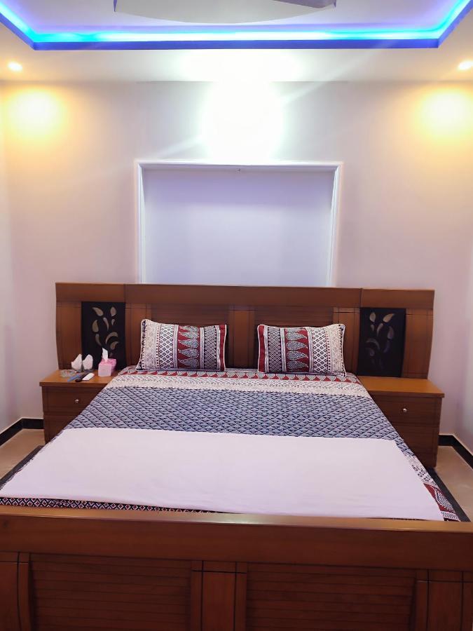 Lavish Inn Islamabad Bagian luar foto