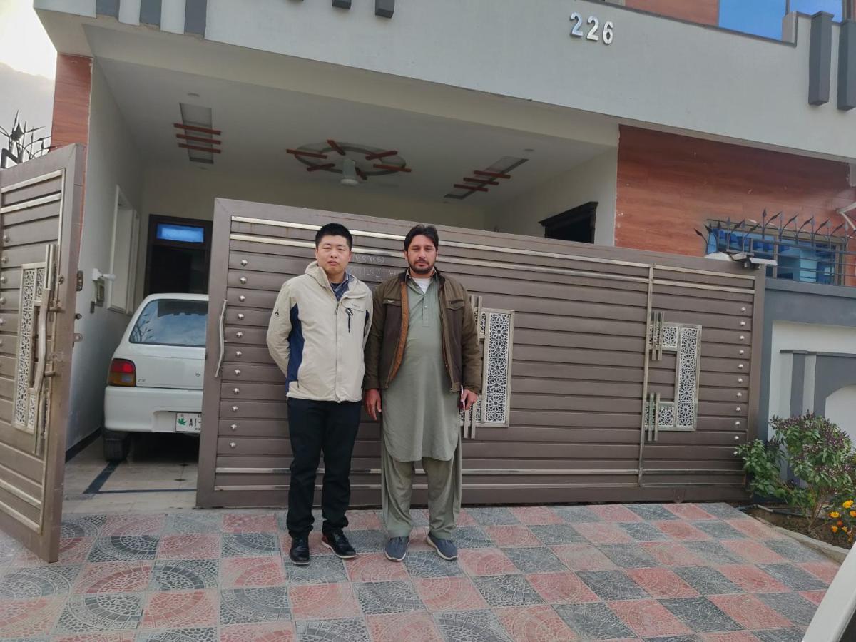 Lavish Inn Islamabad Bagian luar foto
